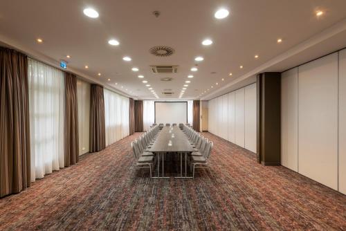 holiday inn munich unterhaching by ihg