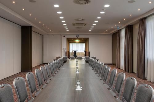 holiday inn munich unterhaching by ihg