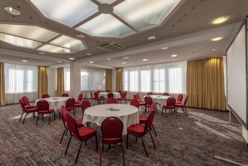 holiday inn munich unterhaching by ihg