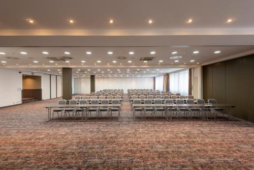holiday inn munich unterhaching by ihg