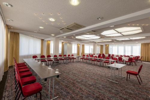 holiday inn munich unterhaching by ihg