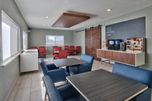 holiday inn express balloon fiesta park by ihg