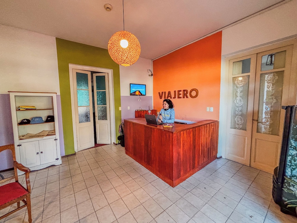 viajero colonia hostel and suites solo adultos