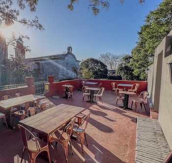 viajero colonia hostel and suites solo adultos