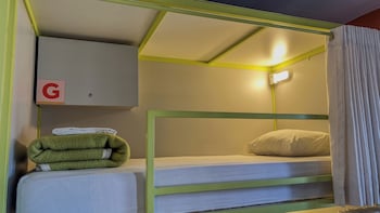 viajero colonia hostel and suites solo adultos