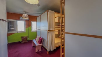 viajero colonia hostel and suites solo adultos