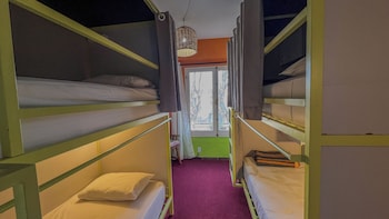 viajero colonia hostel and suites solo adultos