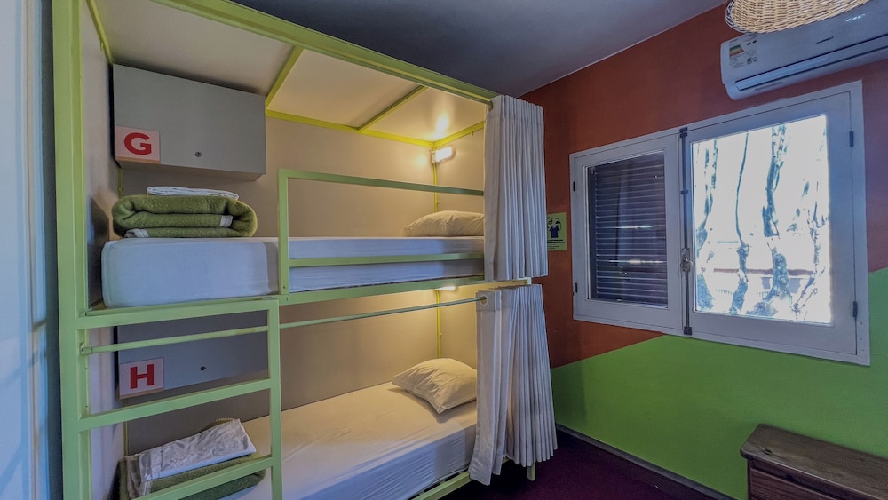 viajero colonia hostel and suites solo adultos