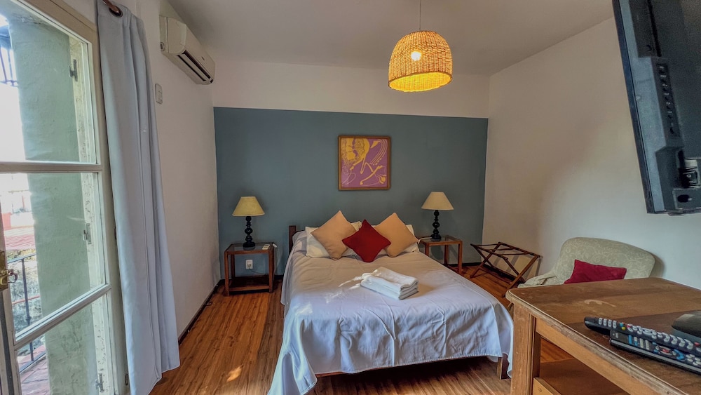 viajero colonia hostel and suites solo adultos