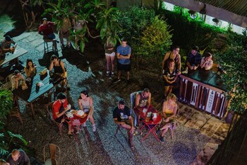 viajero colonia hostel and suites solo adultos