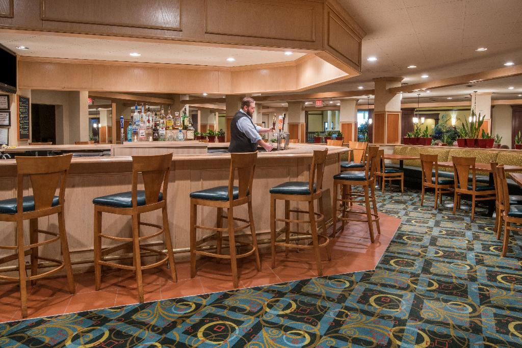 holiday inn hotel and suites cincinnati eastgate by ihg