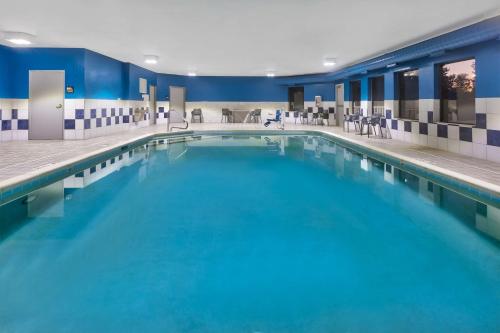hampton inn cincinnati airport north