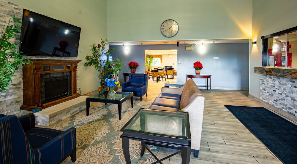 quality inn and suites woodstock near lake geneva