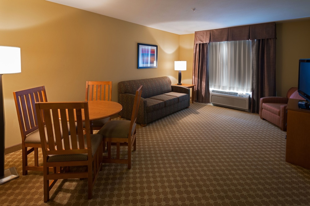 holiday inn express and suites chicago west roselle by ihg
