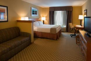 holiday inn express and suites chicago west roselle by ihg
