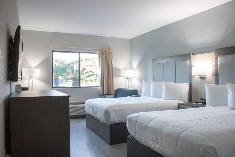 admirals inn on tybee island