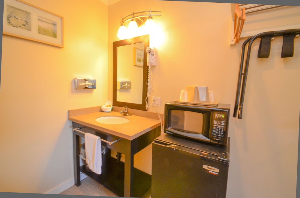 bay front inn santa cruz