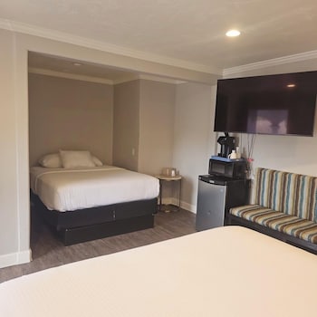 bay front inn santa cruz