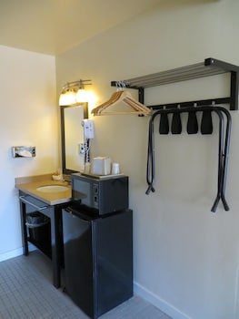 bay front inn santa cruz