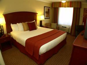quality inn and suites santa cruz mountains