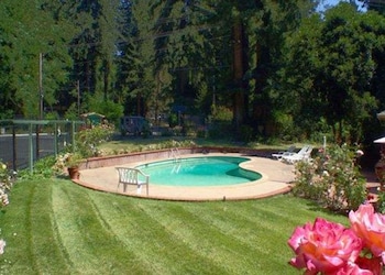 Quality Inn & Suites, Santa Cruz Mountains,Brookdale>>Ben Lomond,3 star