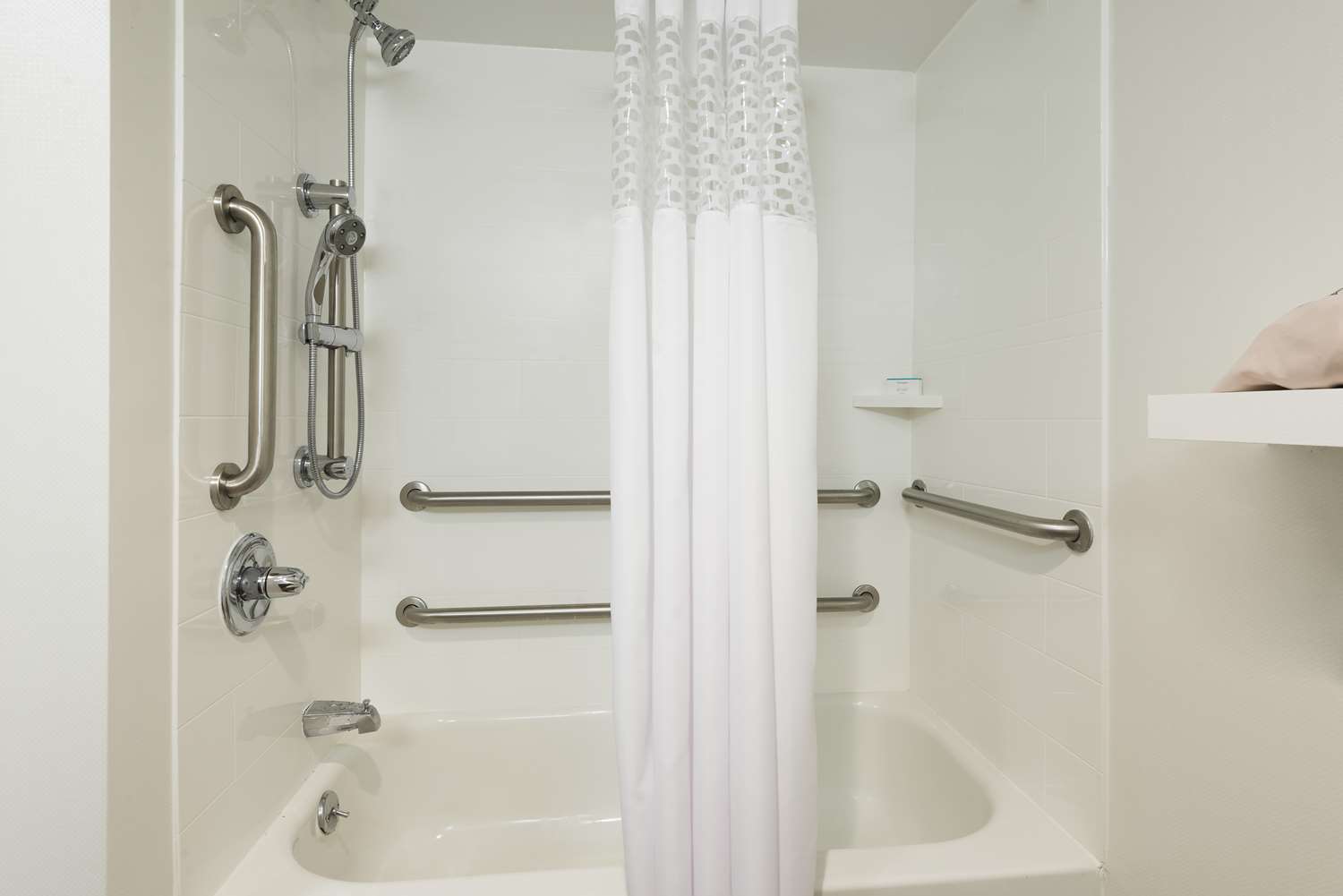 hampton inn white plains tarrytown