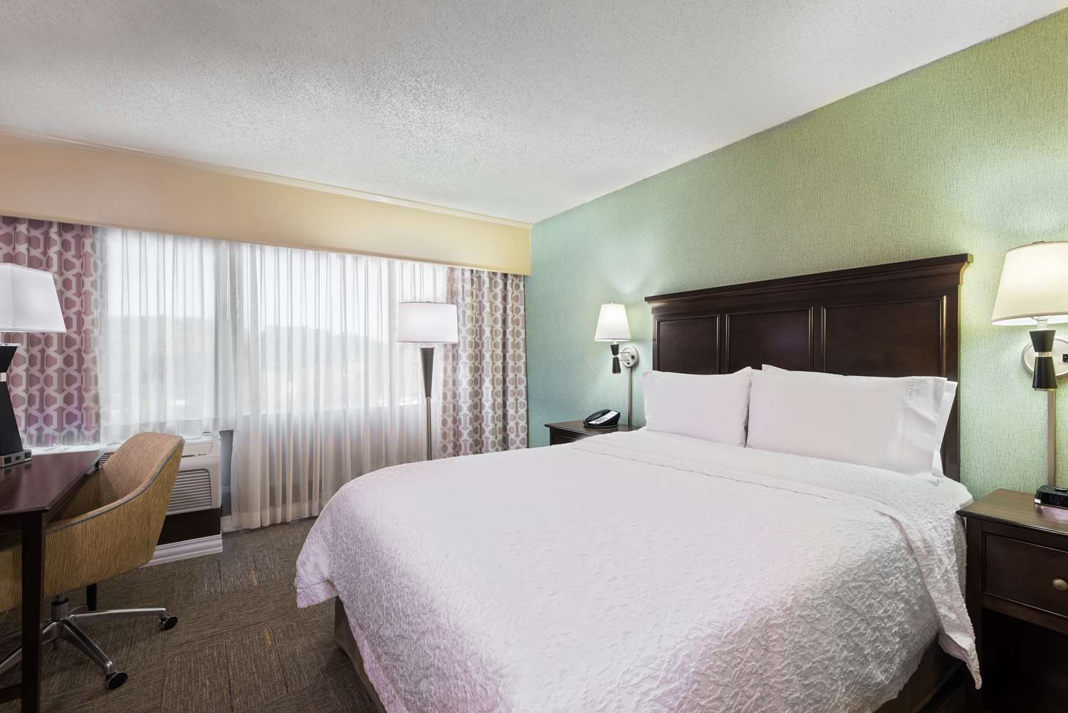 hampton inn white plains tarrytown