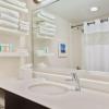 Hampton Inn White Plains/Tarrytown,New York>>Elmsford,3 star