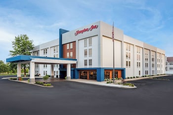 hampton inn louisville airport