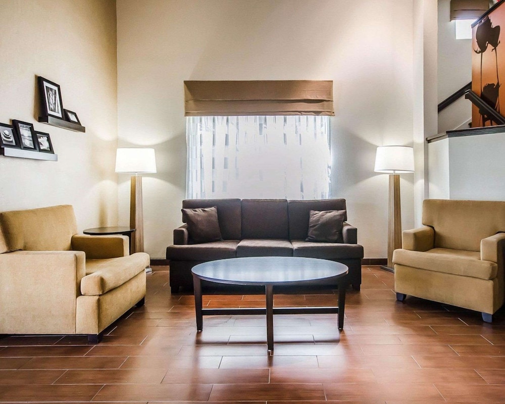 sleep inn louisville airport and expo