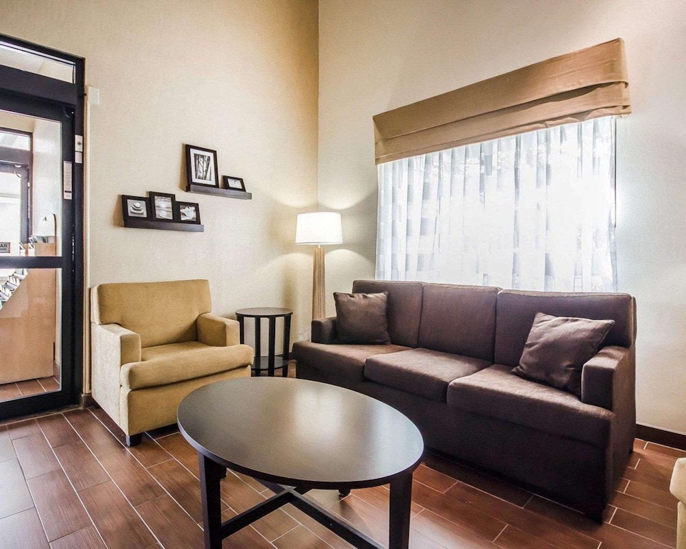 sleep inn louisville airport and expo