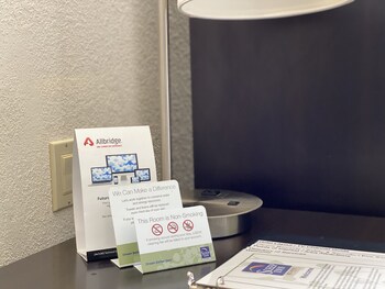 sleep inn louisville airport and expo