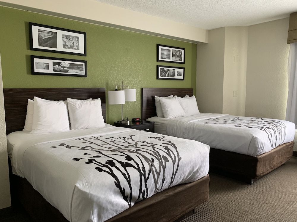 sleep inn louisville airport and expo