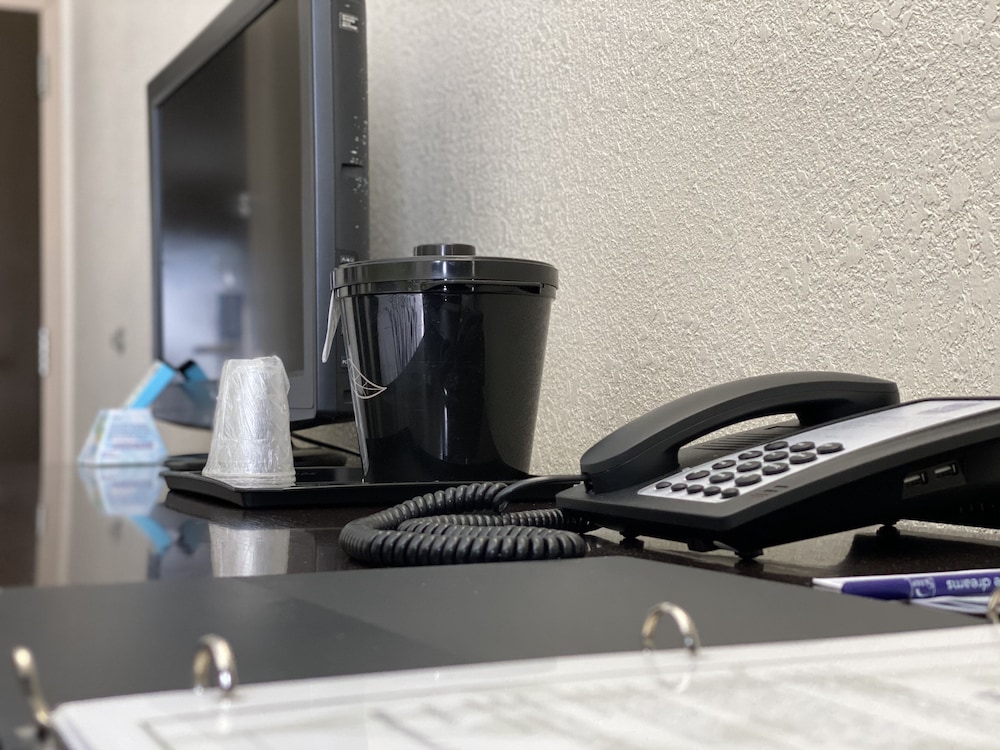 sleep inn louisville airport and expo