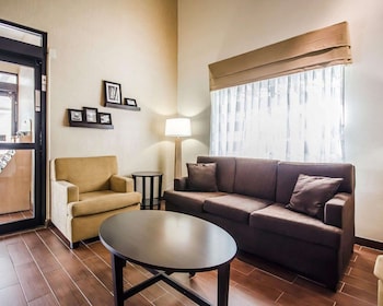 sleep inn louisville airport and expo