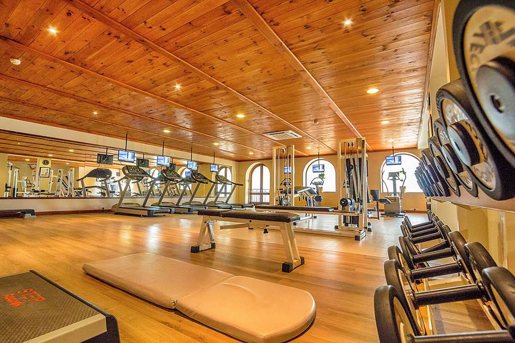 kempinski hotel san lawrenz