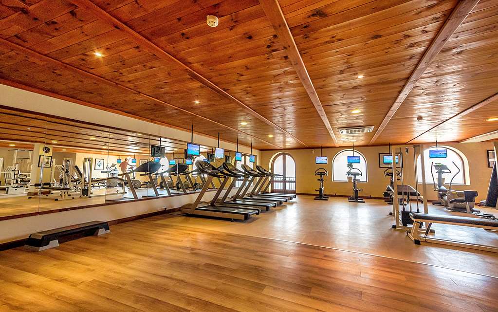 kempinski hotel san lawrenz