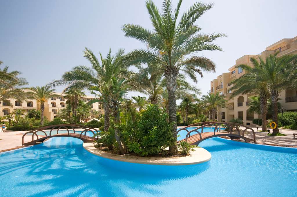 kempinski hotel san lawrenz