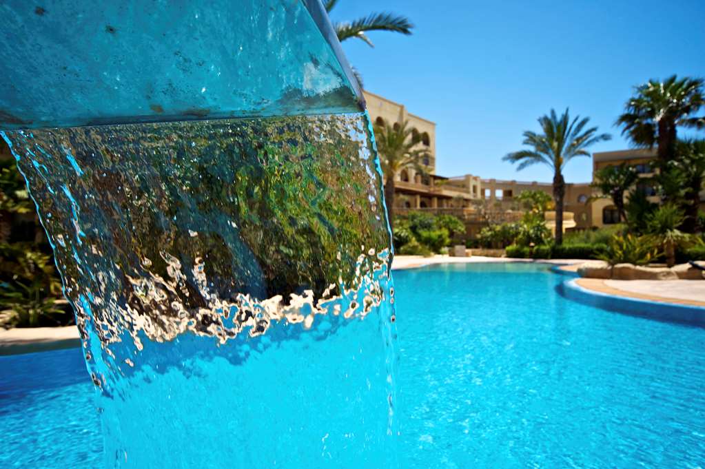 kempinski hotel san lawrenz