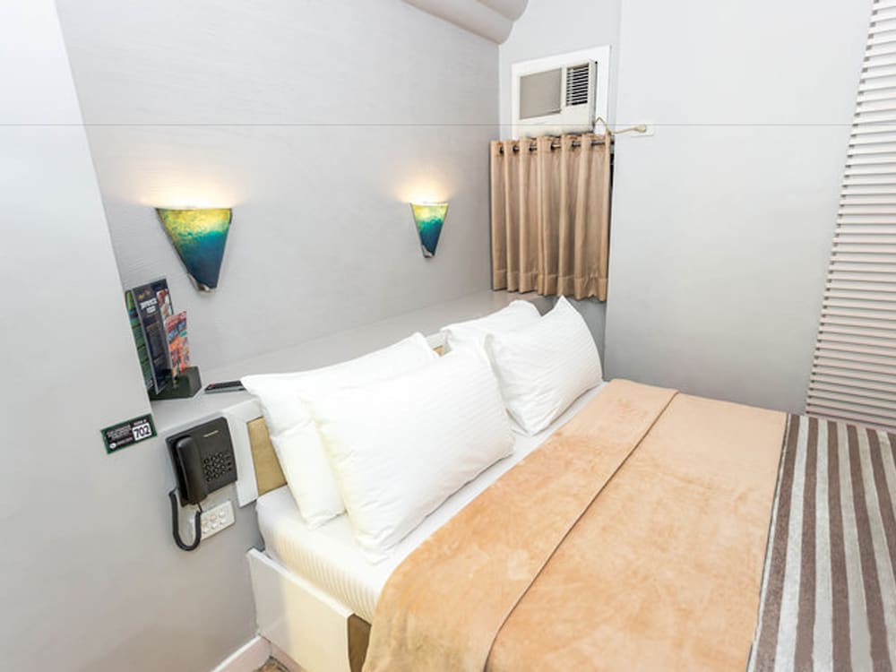urban travellers hotel