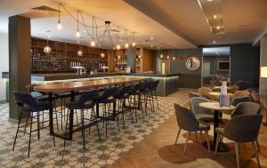 de vere wychwood park