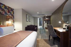 de vere wychwood park