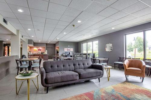 quality inn holly springs south