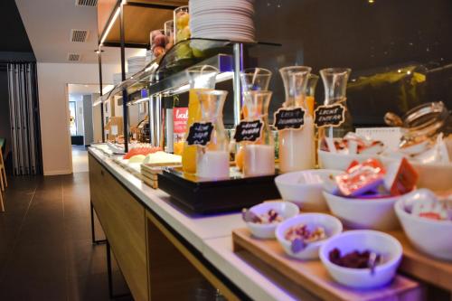 aparthotel atenea valles