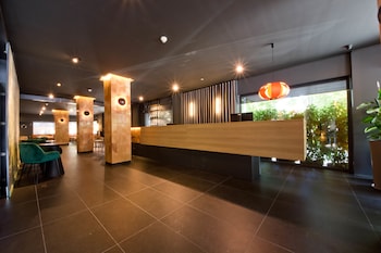 aparthotel atenea valles