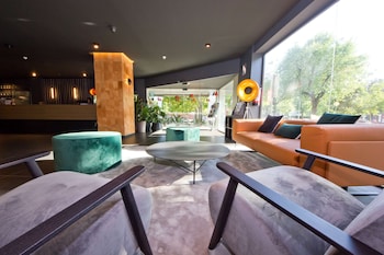 aparthotel atenea valles