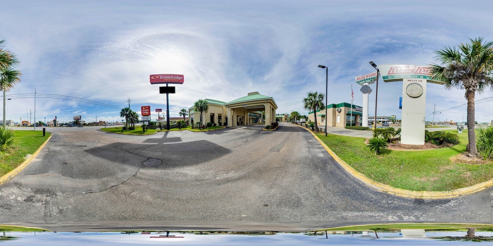 econo lodge inn and suites