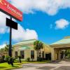 econo lodge inn and suites