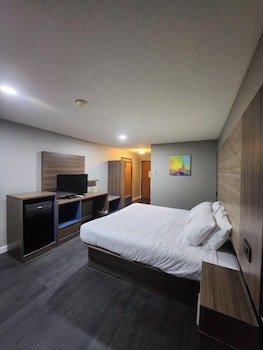 super 8 by wyndham hayward wi