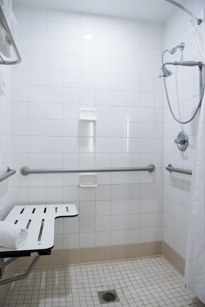 holiday inn express moss point by ihg